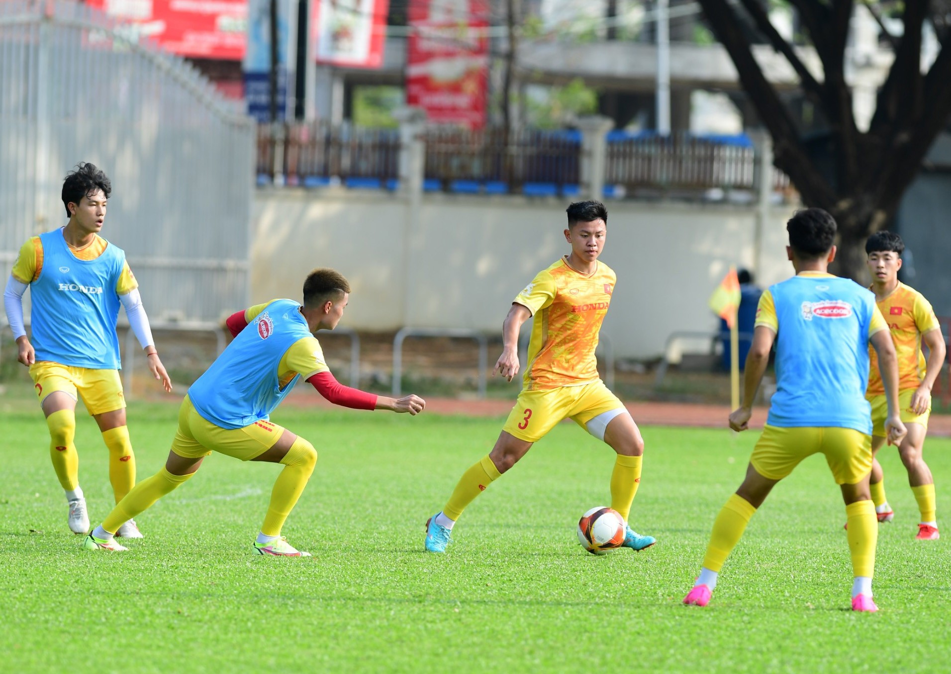 U22 Việt Nam tăng tốc, luyện 'chiêu tủ' chờ đấu SEA Games - Bóng Đá