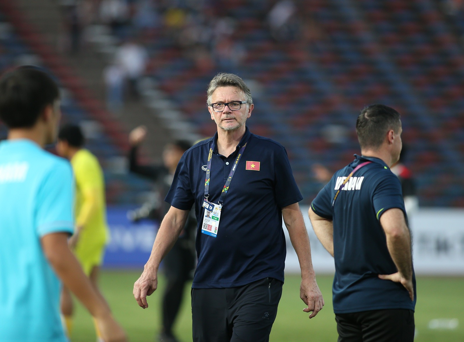 Cầu thủ U22 Việt Nam khóc nức nở sau trận thua - Bóng Đá