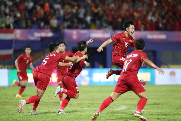 ĐT Việt Nam tái ngộ Indonesia tại Asian Cup; HLV Troussier: Trận bán kết sẽ rất căng thẳng - Bóng Đá