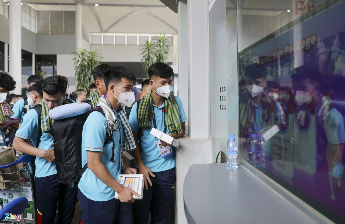 U22 Việt Nam đã đến Campuchia - Bóng Đá