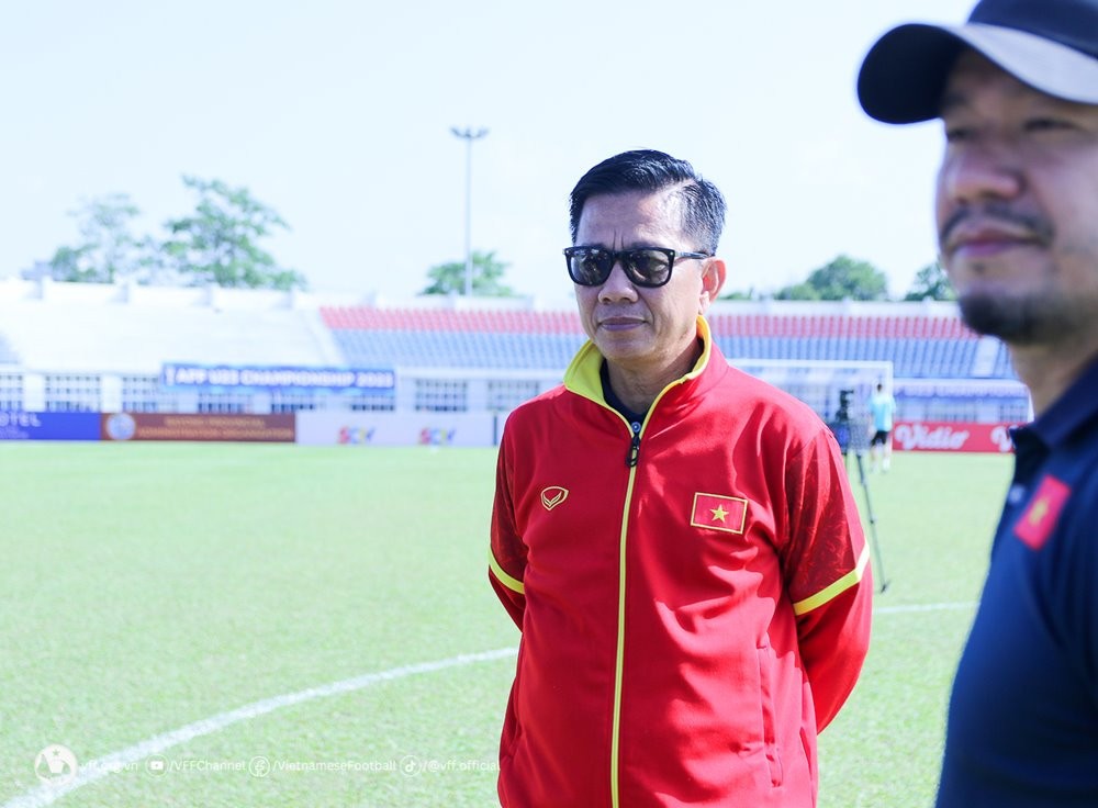 U23 Việt Nam làm quen sân Rayong, sẵn sàng lấy 3 điểm trước U23 Lào - Bóng Đá
