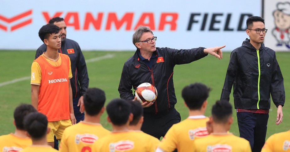 Danh sách U23 Việt Nam: 'Gắt' như HLV Philippe Troussier - Bóng Đá