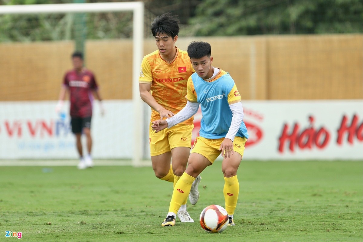 U23 Việt Nam được khích lệ trước ngày đi Qatar - Bóng Đá