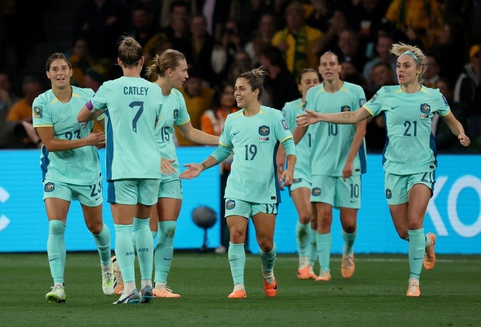 World Cup nữ 2023: Úc thắng 