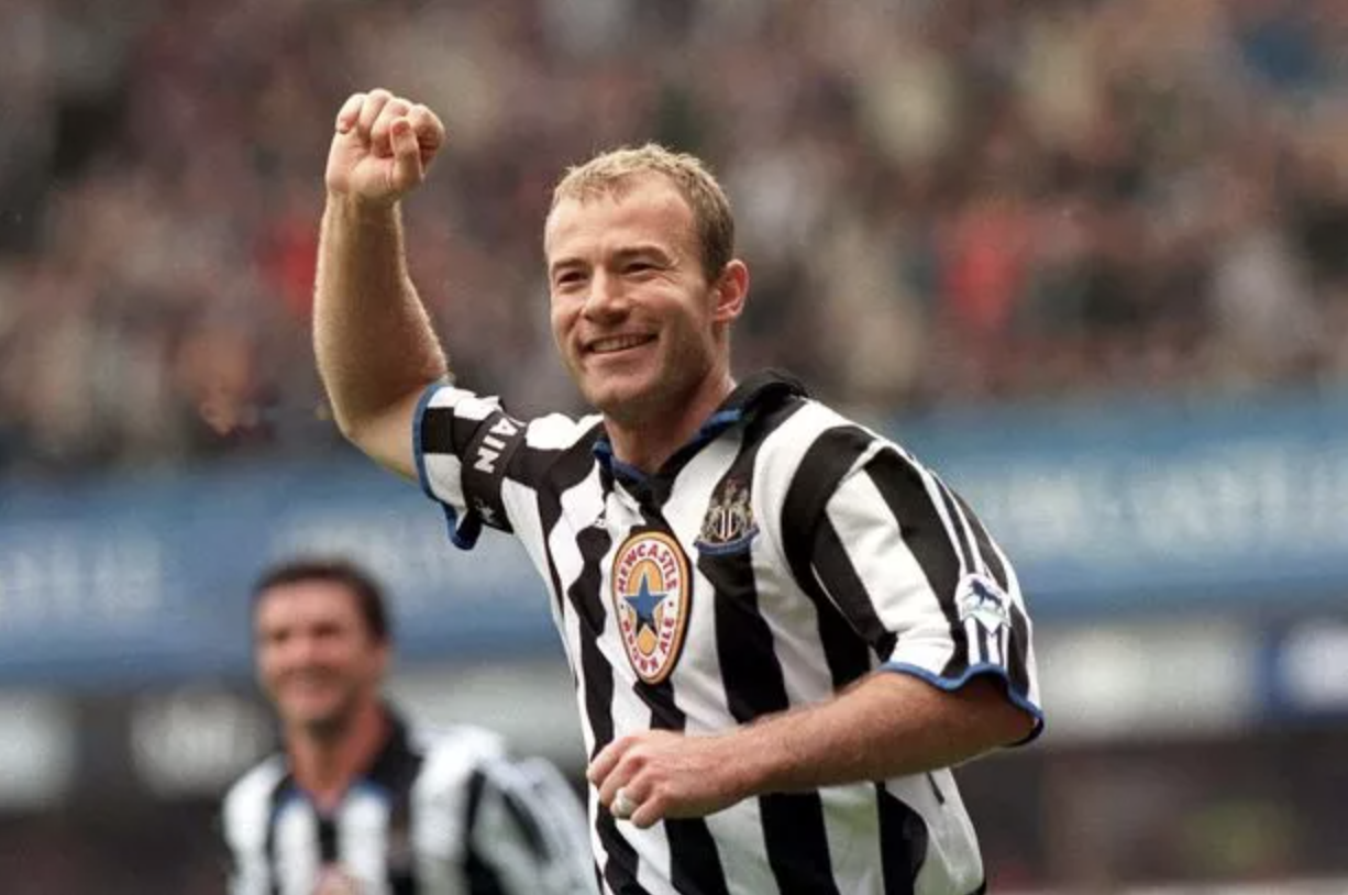 Alan Shearer explains to Gary Lineker why he doesn't regret turning down Manchester United twice  - Bóng Đá