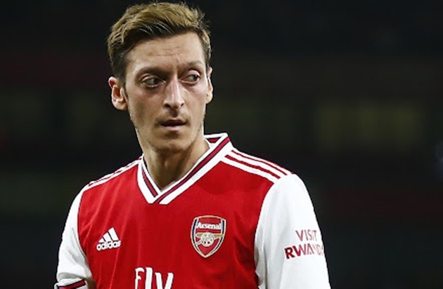 Martin Odegaard responds to Mesut Ozil comparisons and tells Arsenal fans ‘results will come’ after difficult start - Bóng Đá