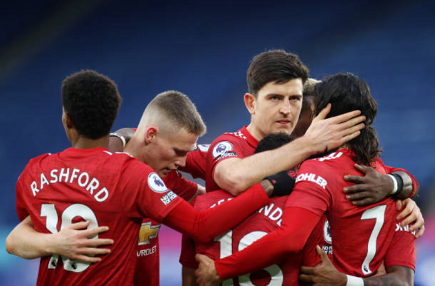 Edinson Cavani's world-class movement highlighted in Man United's 2nd goal against Leicester - Bóng Đá