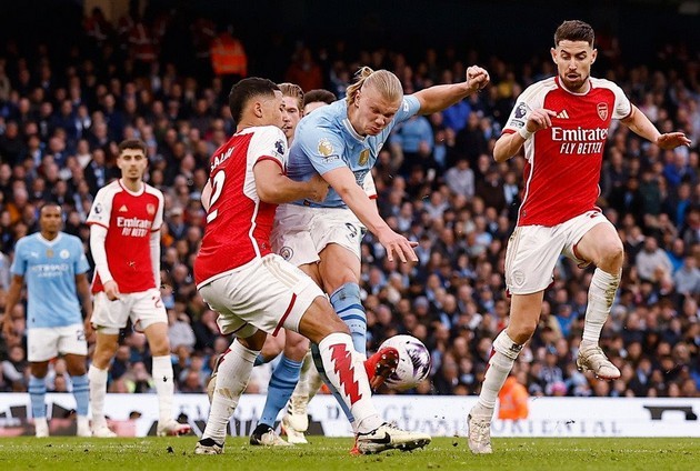 Đua vô địch Premier League: Cơ hội nào cho Arsenal và Liverpool so với Man City - Bóng Đá