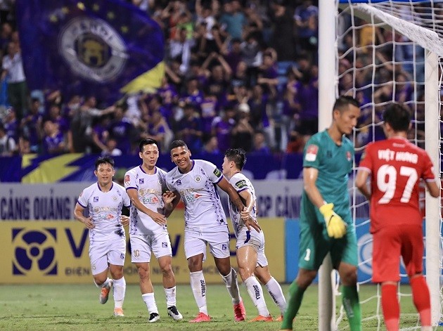 CLB Hà Nội: Tiếp tục chờ đợi Văn Quyết và Caion - Bóng Đá