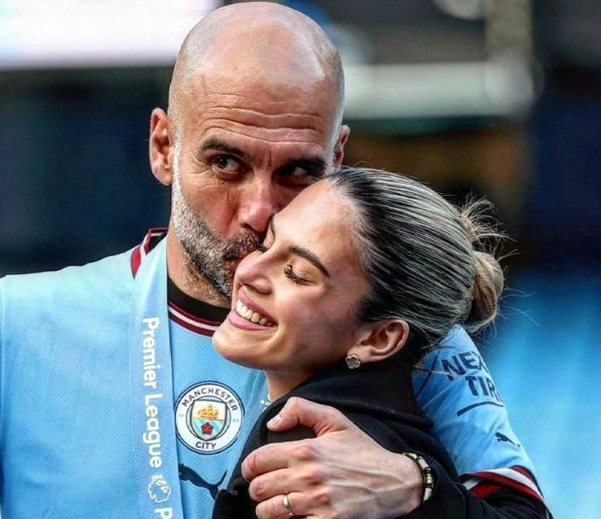 Hai cô con gái của Pep gây chú ý - Bóng Đá