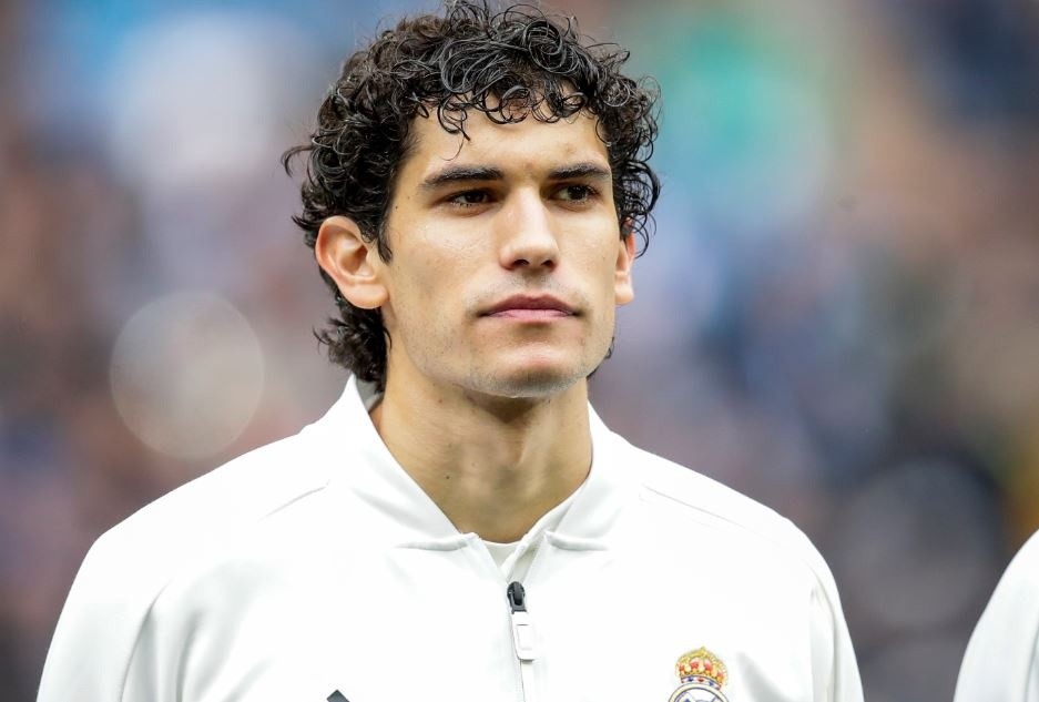 Real Madrid tìm cách loại bỏ cầu thủ thứ 5 - Bóng Đá