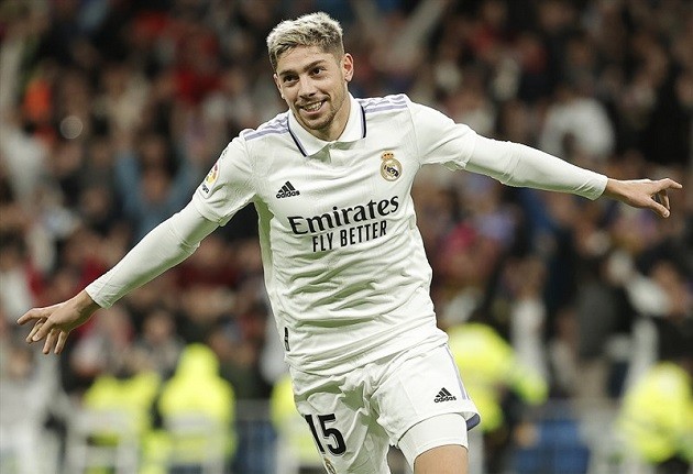 Real Madrid midfielder had offers from Saudi Arabia, Bayern Munich last season; chose to stay - Bóng Đá