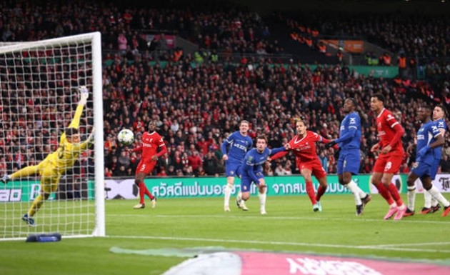 Jurgen Klopp with a wry smile on his face. Somewhere been a shake of disbelief and a nod of understanding.