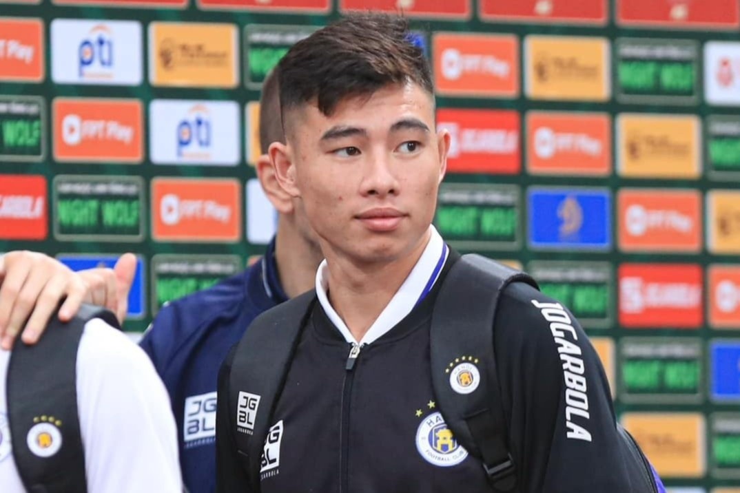 Thủ môn số một U22 Việt Nam sai lầm khiến Hà Nội thua 1-3 - Bóng Đá