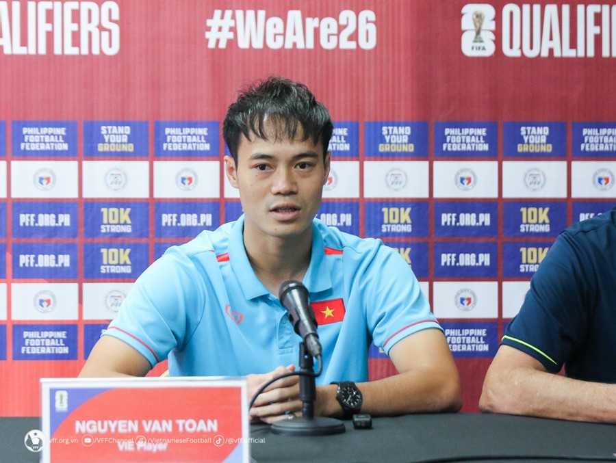 Văn Toàn: Toàn đội rất háo hức - Bóng Đá