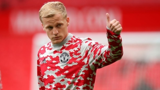 Three transfers that can help Manchester United rectify their Donny van de Beek mistake - Bóng Đá