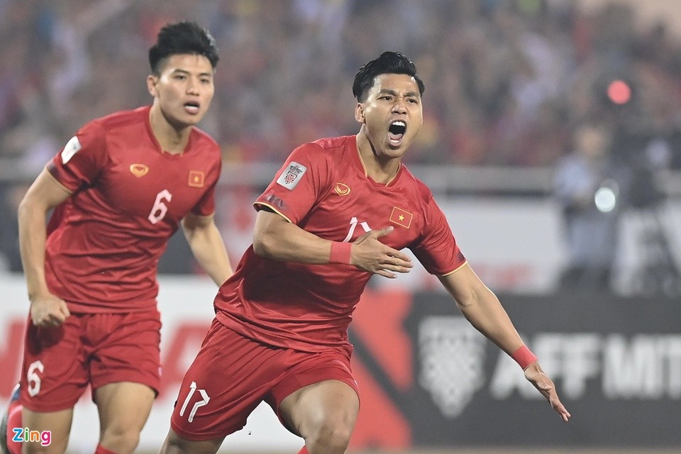 Văn Thanh: 'Thầy Park bảo tôi cứ lên tấn công nhiều vào' - Bóng Đá