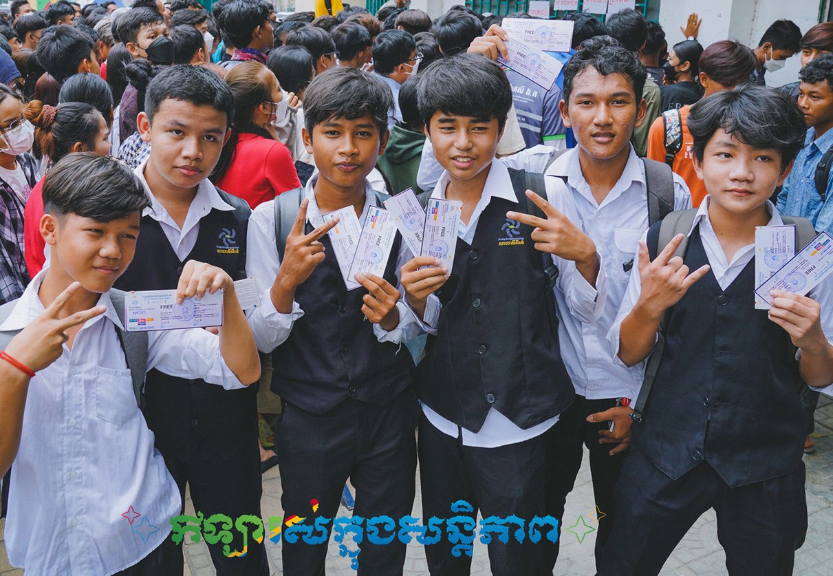 Cháy vé trận U22 Việt Nam - U22 Lào tại SEA Games - Bóng Đá