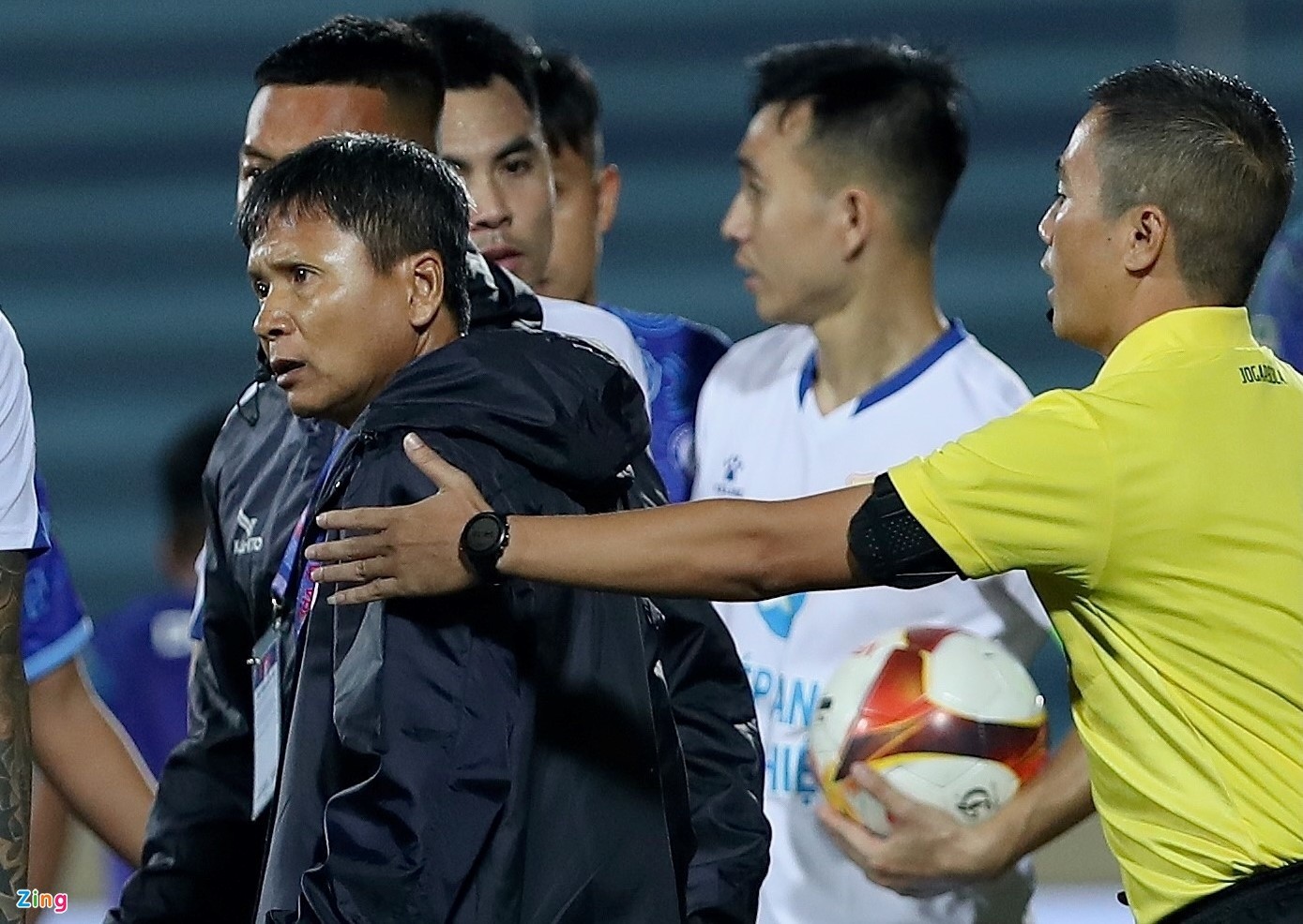 Tranh cãi về nhận định của Ban trọng tài VFF - Bóng Đá
