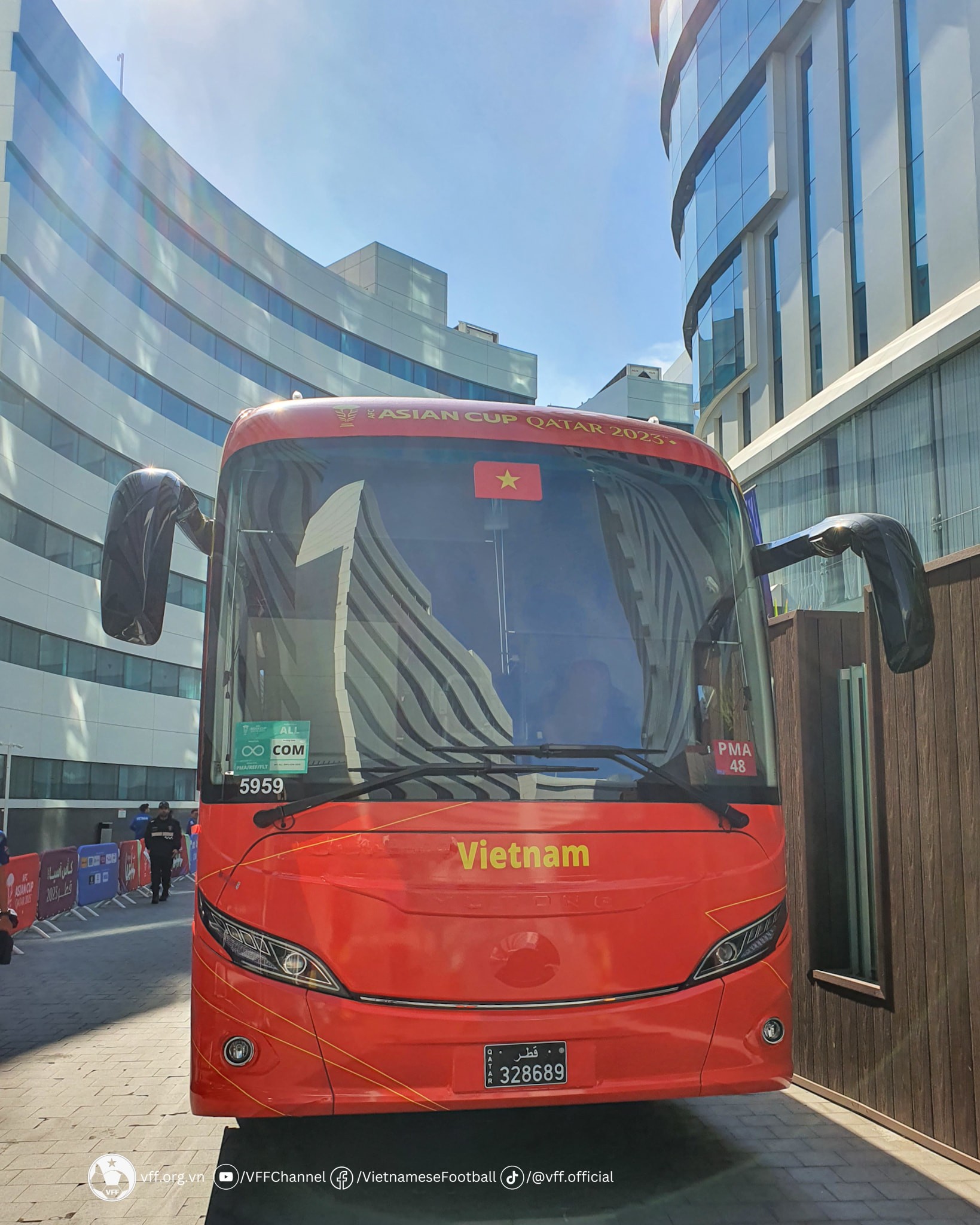 Ấn tượng với phương tiện di chuyển của ĐT Việt Nam tại Asian Cup 2023 - Bóng Đá
