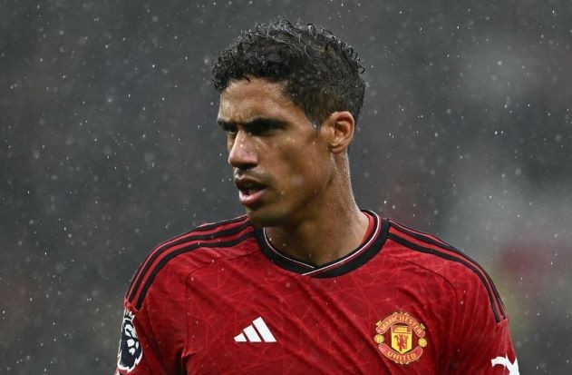 Rio Ferdinand: 'Không hiểu sao Varane không được đá chính' - Bóng Đá