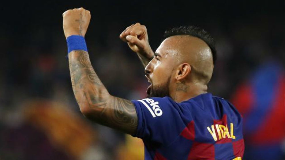 Barcelona won't give in to Vidal's demands - Bóng Đá