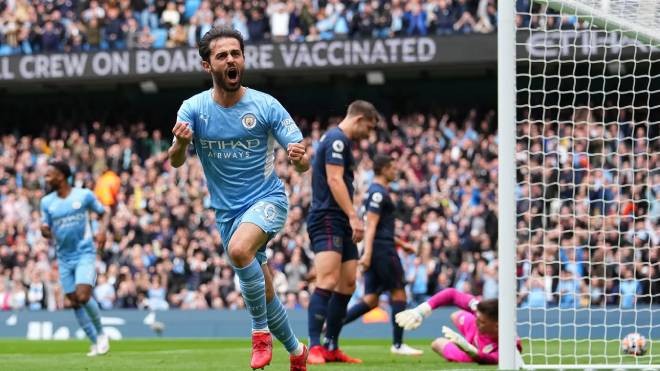 Đối thủ ưa thích của Man City lộ diện - Bóng Đá
