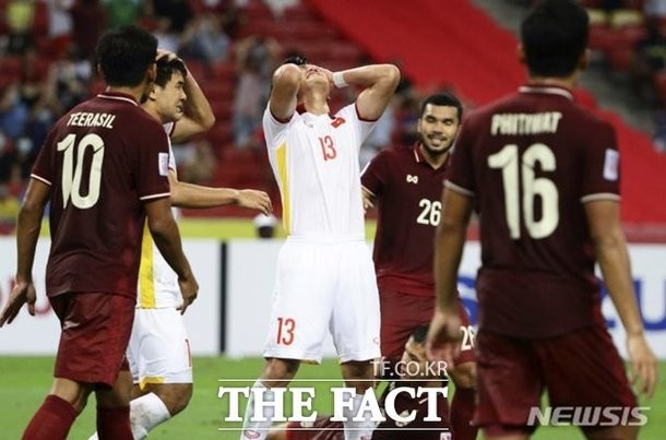 Báo Hàn: Ông Park ‘mất phép’, Việt Nam gây thất vọng AFF Cup - Bóng Đá
