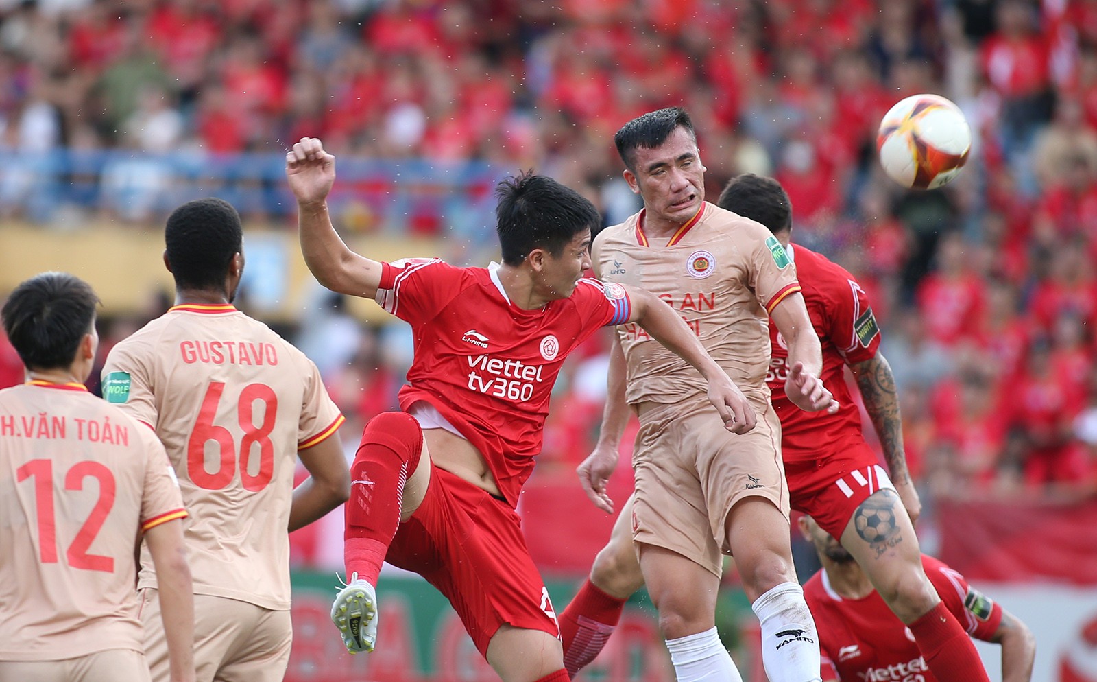 Quang Hải ghi bàn thắng đầu tiên cho CAHN như thế nào? - Bóng Đá