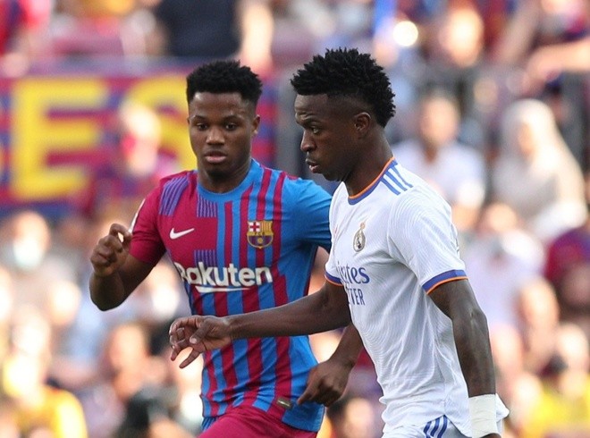 Nhìn cách Ancelotti dìu dắt Vinicius, người ta biết Zidane đã sai một điều - Bóng Đá