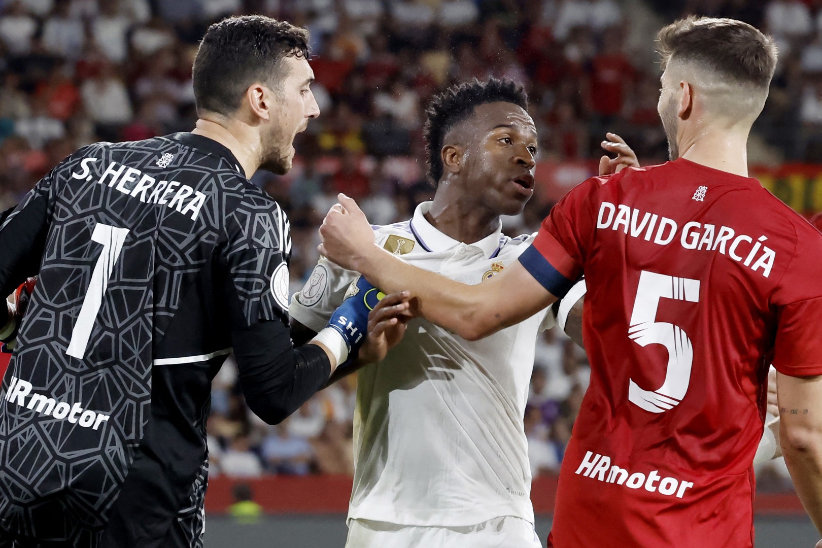 Real Madrid đoạt Cúp nhà Vua: Ngọn lửa Vinicius - Bóng Đá
