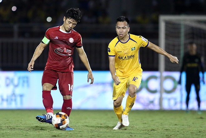 Có Triệu Việt Hưng, hàng tiền vệ CLB TP.HCM 