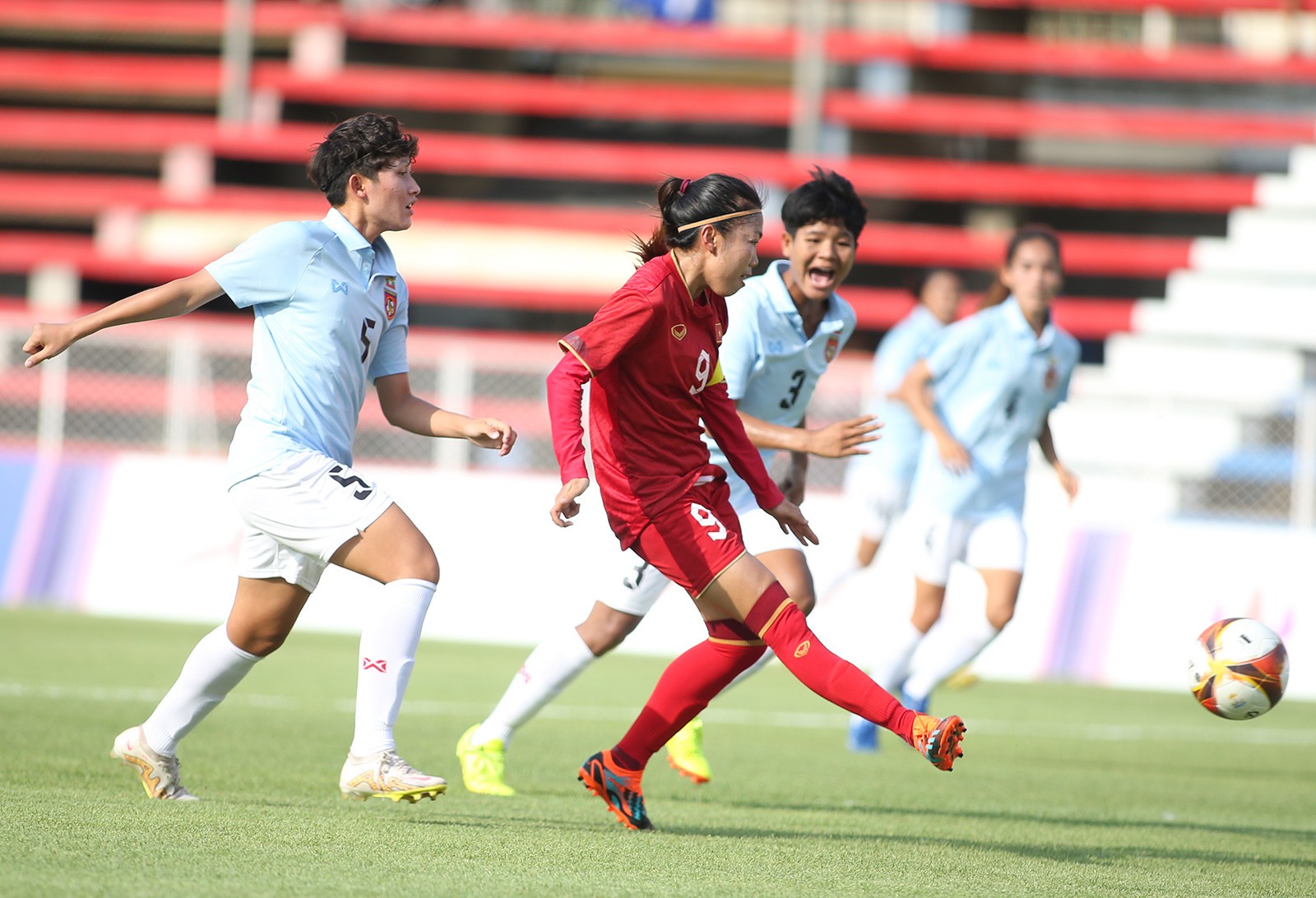 Huỳnh Như 'mở tài khoản' và kỷ lục vô tiền khoáng hậu ở SEA Games - Bóng Đá