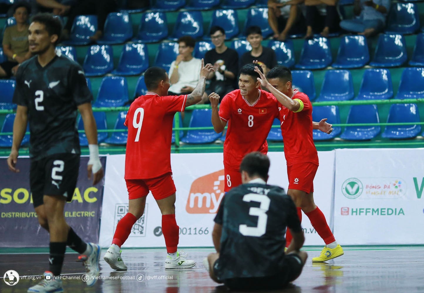 Việt Nam để New Zealand cầm hòa trong trận ra quân Giải futsal quốc tế 2024 - Bóng Đá