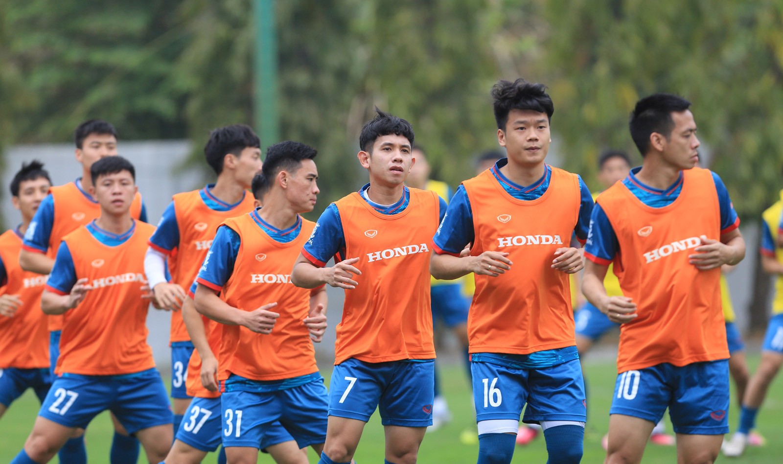HLV Philippe Troussier hẹn gặp lại tuyển Việt Nam vào tháng 6 - Bóng Đá