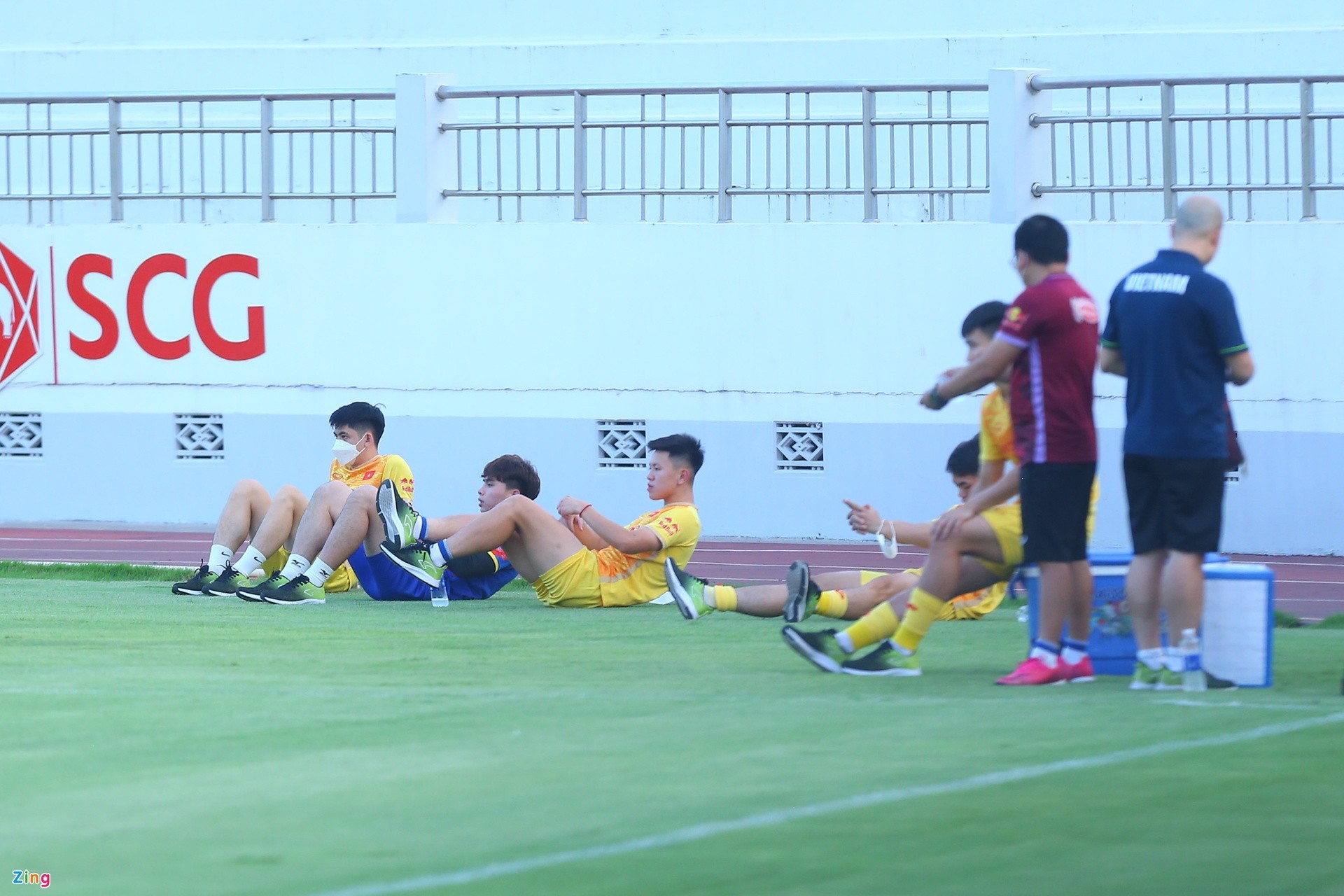 Sao trẻ của CLB Hà Nội lặng lẽ khi hội quân cùng U22 Việt Nam - Bóng Đá