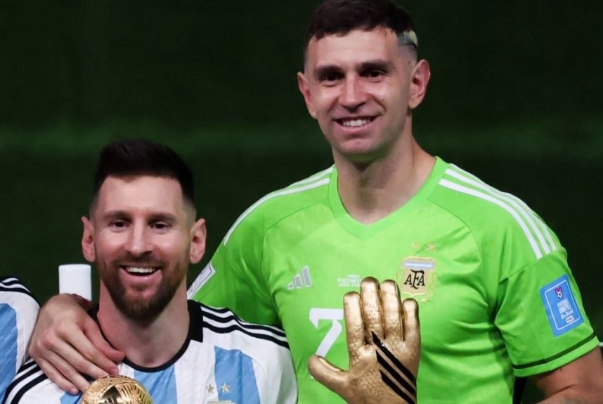 Chủ tịch UEFA chỉ trích Messi, Emiliano Martinez - Bóng Đá