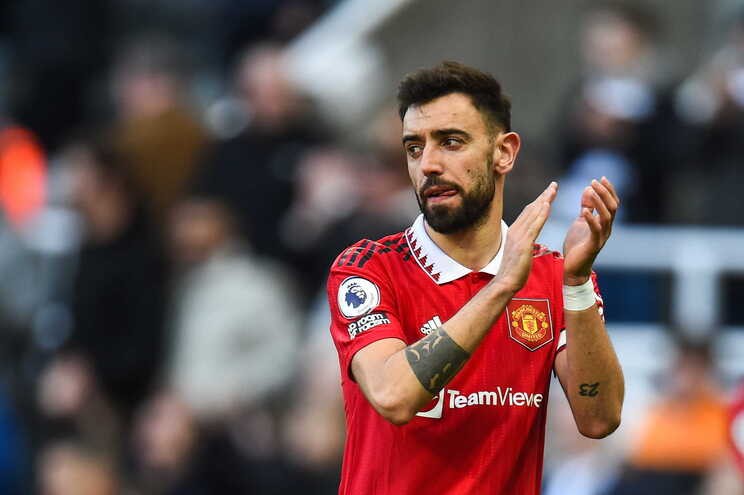 Điên rồ Bruno Fernandes - Bóng Đá