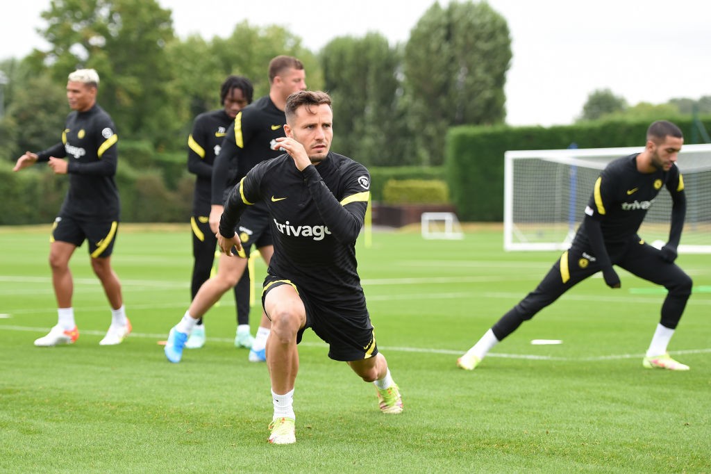 Saul's shooting, Jorginho's joke - 4 things spotted in Chelsea training ahead of Aston Villa - Bóng Đá