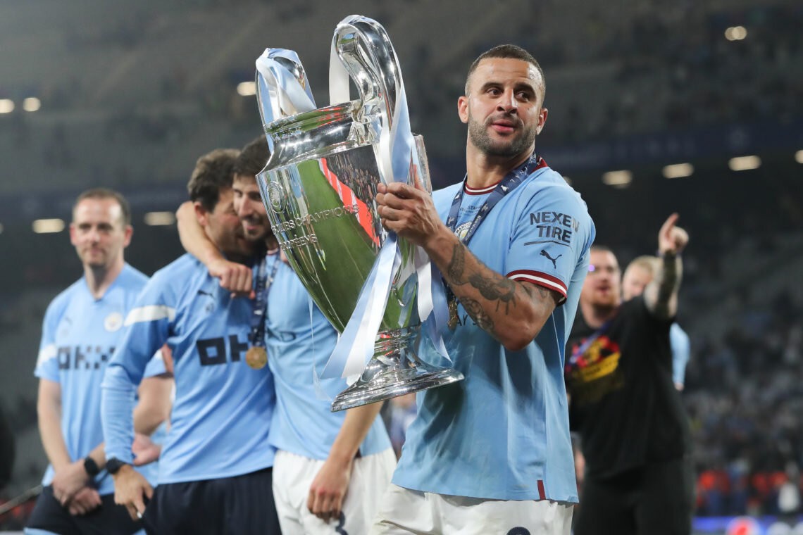 Pep Guardiola đi ăn tối với Kyle Walker, thuyết phục ở lại Man City - Bóng Đá