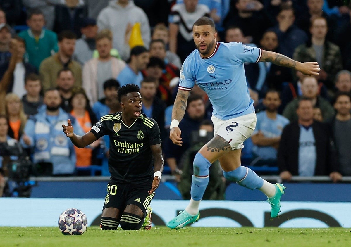 Man City tiến bước đầu trên hành trình huyền thoại - Bóng Đá