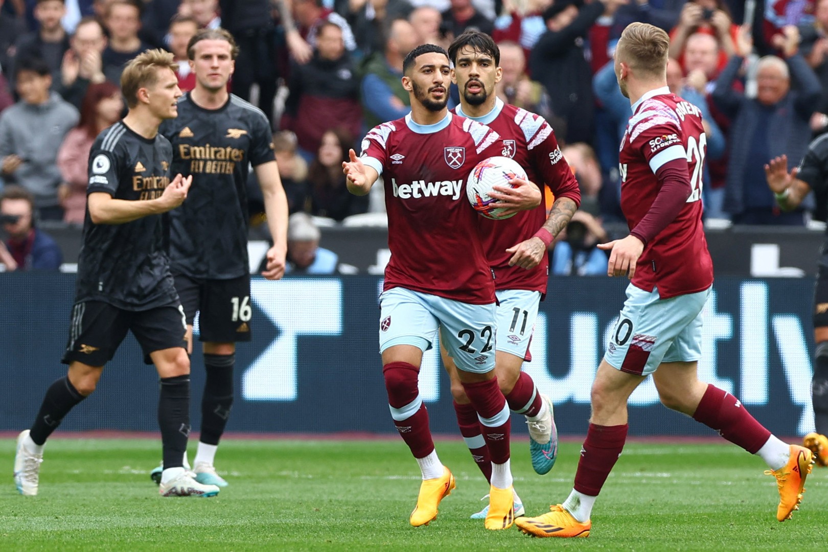 Vấn đề khiến Arsenal hụt hơi trong cuộc đua vô địch - Bóng Đá