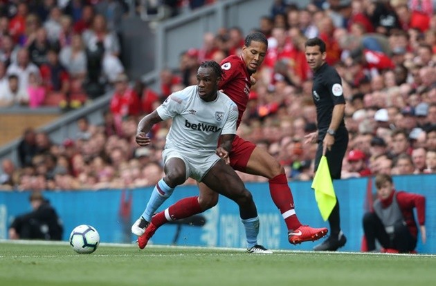 £7M WEST HAM MAN CLAIMS HE’S STRONGER THAN LIVERPOOL’S VAN DIJK (Antonio) - Bóng Đá