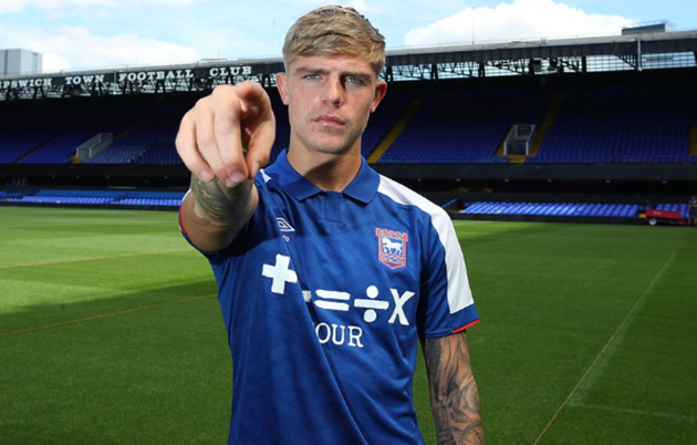 Man United loanee Brandon Williams impresses despite Ipswich Town’s 2-0 loss to West Brom - Bóng Đá