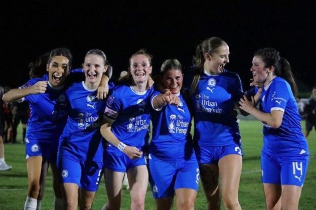 Meet Tara Mae Kirk, the viral Peterborough Women’s star who lives jet-setting life and has very different day job - Bóng Đá