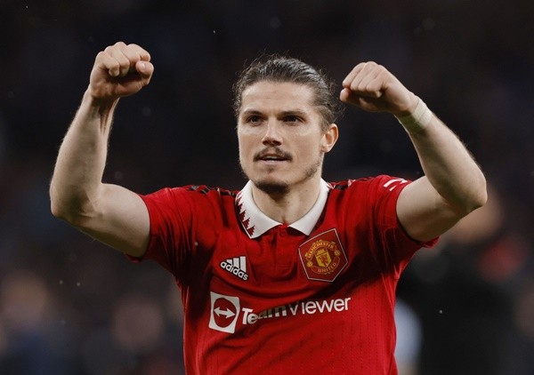 Cảm xúc vỡ òa trong ngày MU vào chung kết FA Cup - Bóng Đá