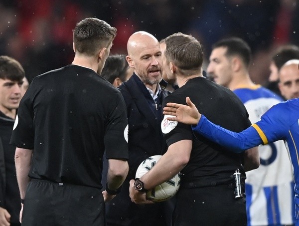 Cảm xúc vỡ òa trong ngày MU vào chung kết FA Cup - Bóng Đá