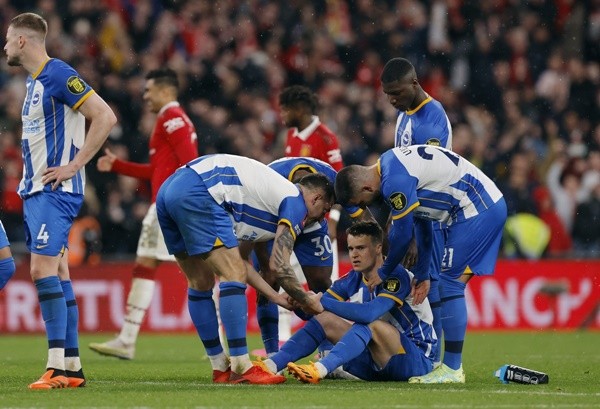 Cảm xúc vỡ òa trong ngày MU vào chung kết FA Cup - Bóng Đá