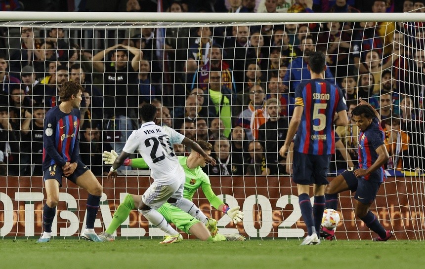 Nỗi đau của Barca - Bóng Đá
