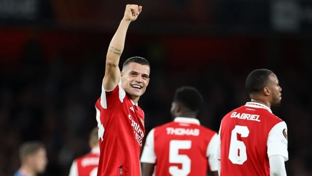 Người thắng kẻ thua sau trận Arsenal 1-0 PSV - Bóng Đá